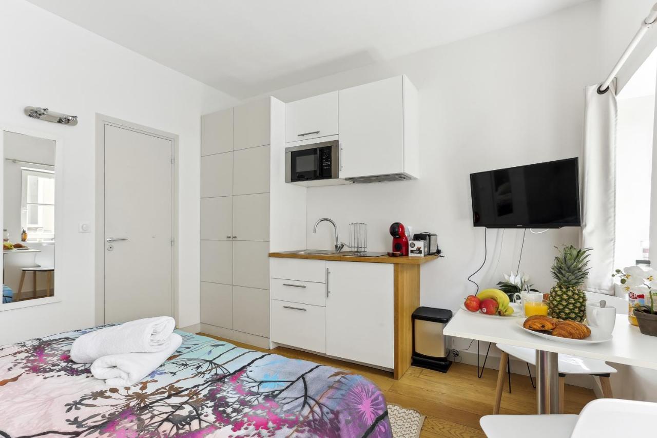 Cosy Studio - Coeur De Versailles Apartment Bagian luar foto