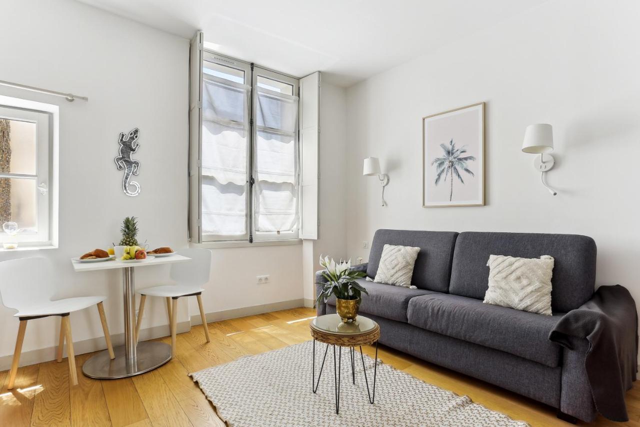 Cosy Studio - Coeur De Versailles Apartment Bagian luar foto
